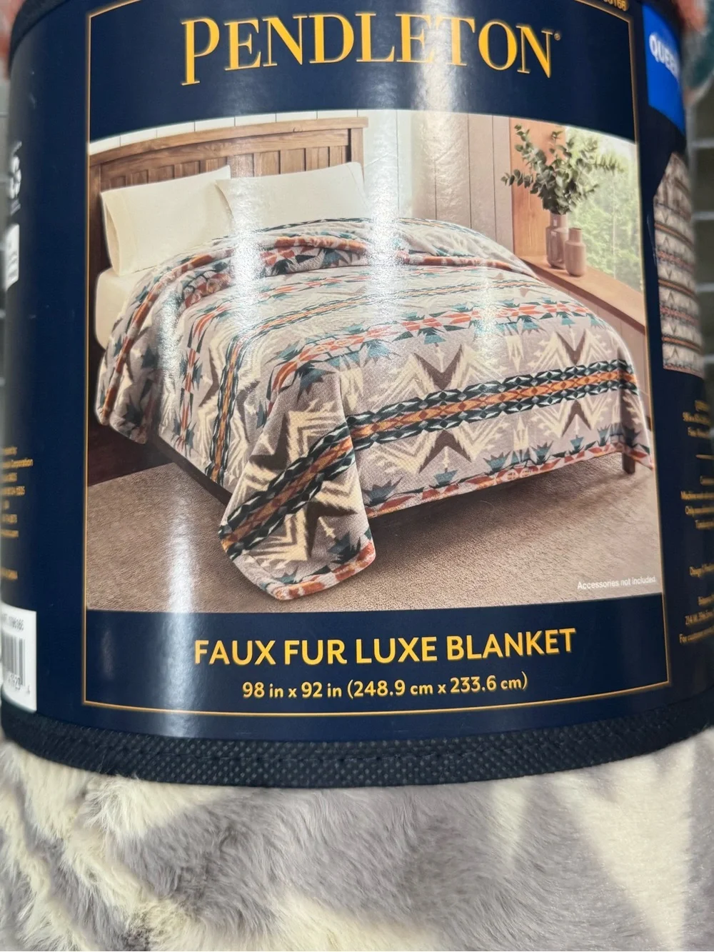 NEW Pendleton Faux Fur Soft Luxe Blanket Queen Echo Peaks 98x92